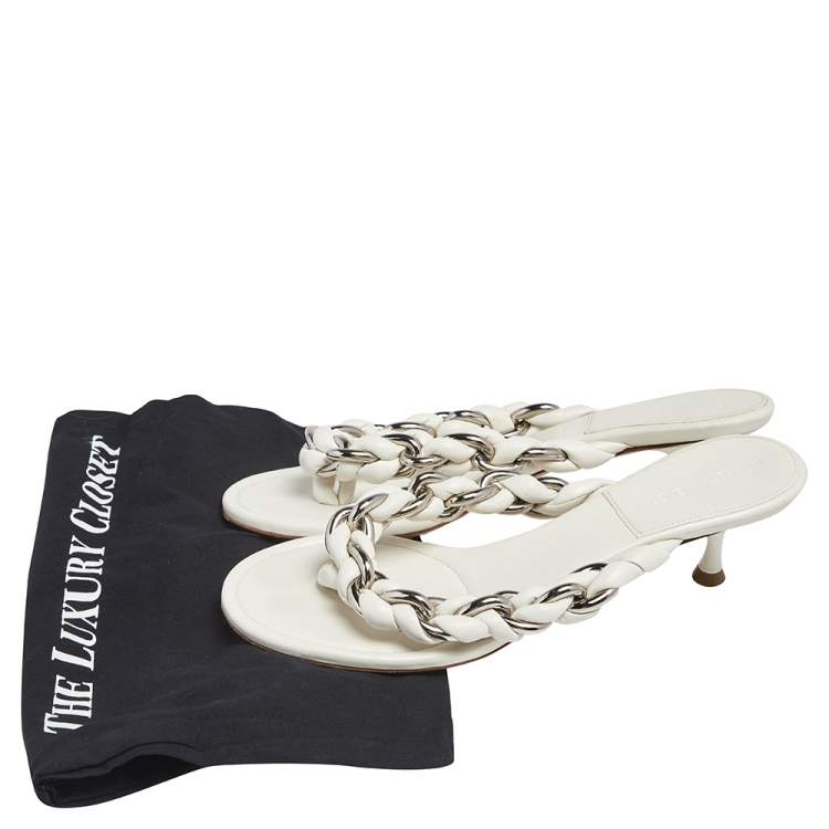 Pre Owned Bottega Veneta Off White Braided Leather & Chain Thong  Sandals Size 39