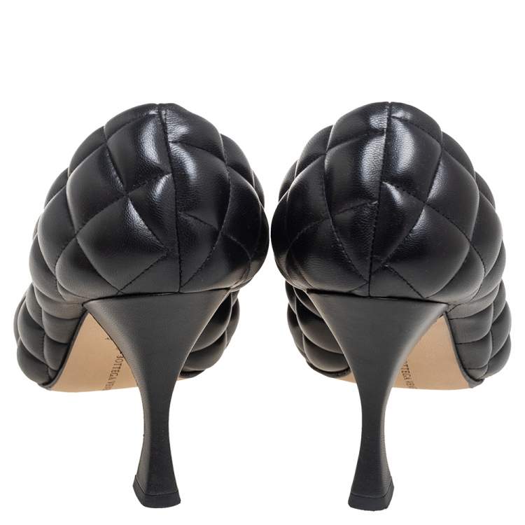 Pre Owned Bottega Veneta Quilted Black Leather Square Metal Cap Toe Pumps Size 39