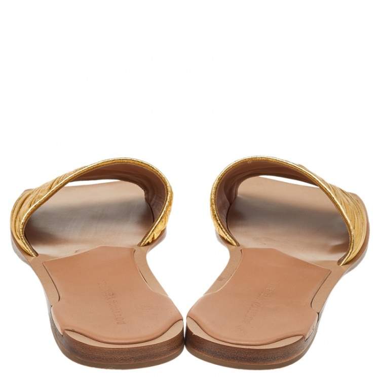 Pre Owned Bottega Veneta Gold Pleated Leather Flat Slides Size 40 