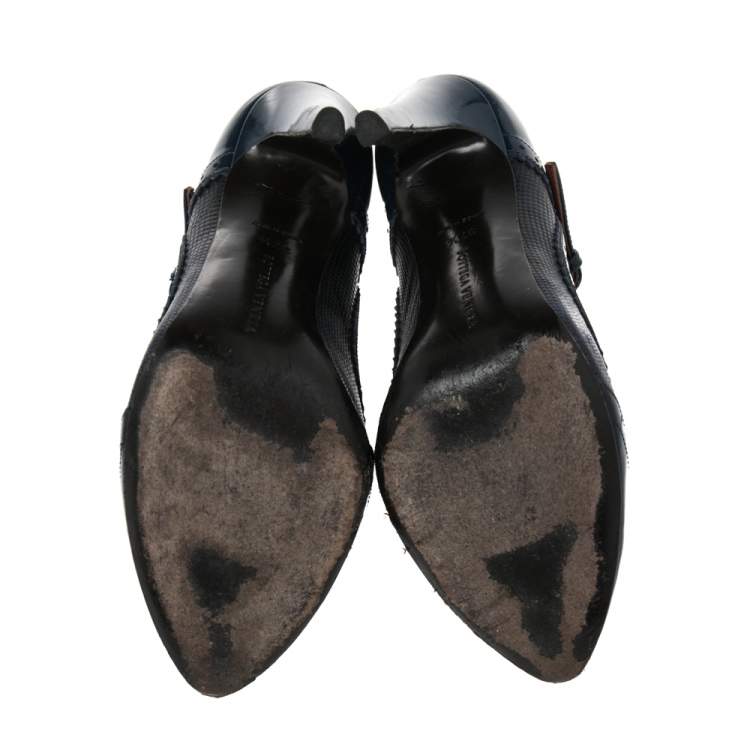 Pre Owned Bottega Veneta Blue Patent Leather And Leather Mary Jane Pumps Size 37.5