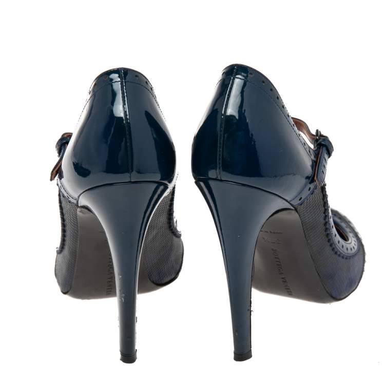 Pre Owned Bottega Veneta Blue Patent Leather And Leather Mary Jane Pumps Size 37.5