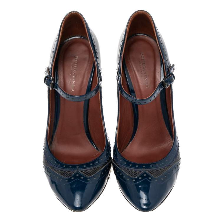 Pre Owned Bottega Veneta Blue Patent Leather And Leather Mary Jane Pumps Size 37.5