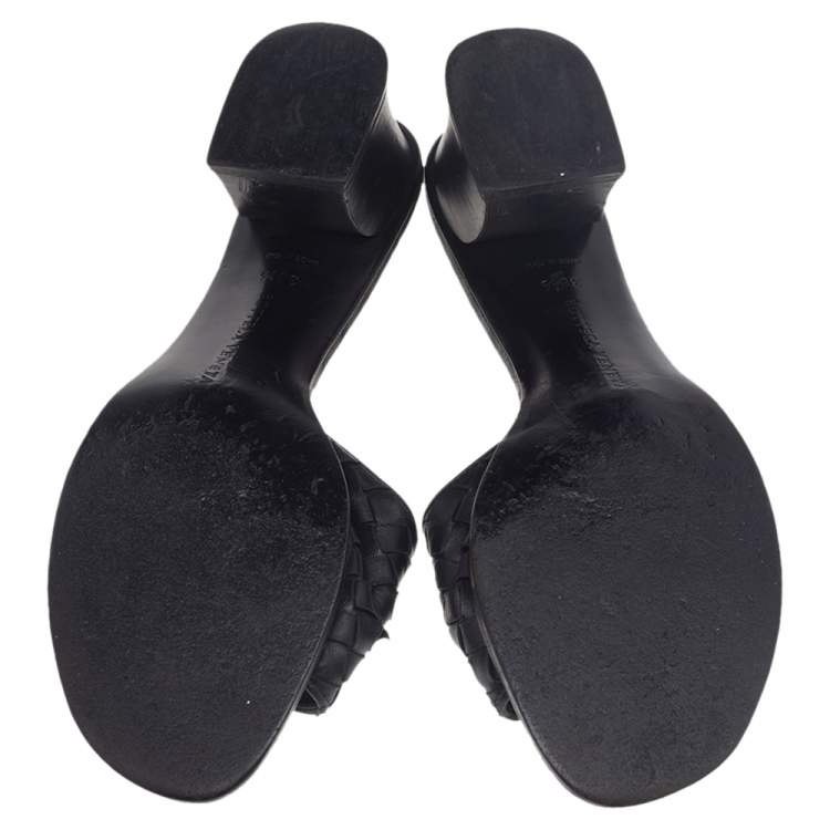 Pre Owned Bottega Veneta Black Intrecciato Leather Ravello Slide Sandals Size 36.5