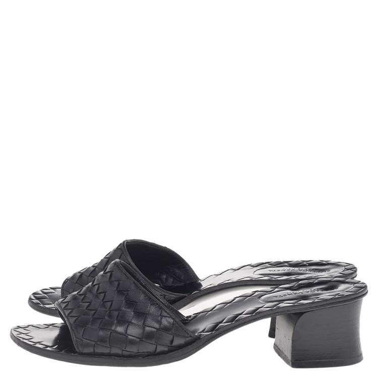 Pre Owned Bottega Veneta Black Intrecciato Leather Ravello Slide Sandals Size 36.5