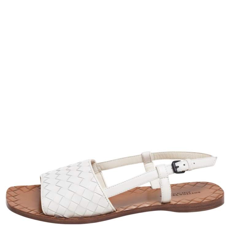 Pre Owned Bottega Veneta White Intreciatto Leather Calvados Slingback Flats Size 36