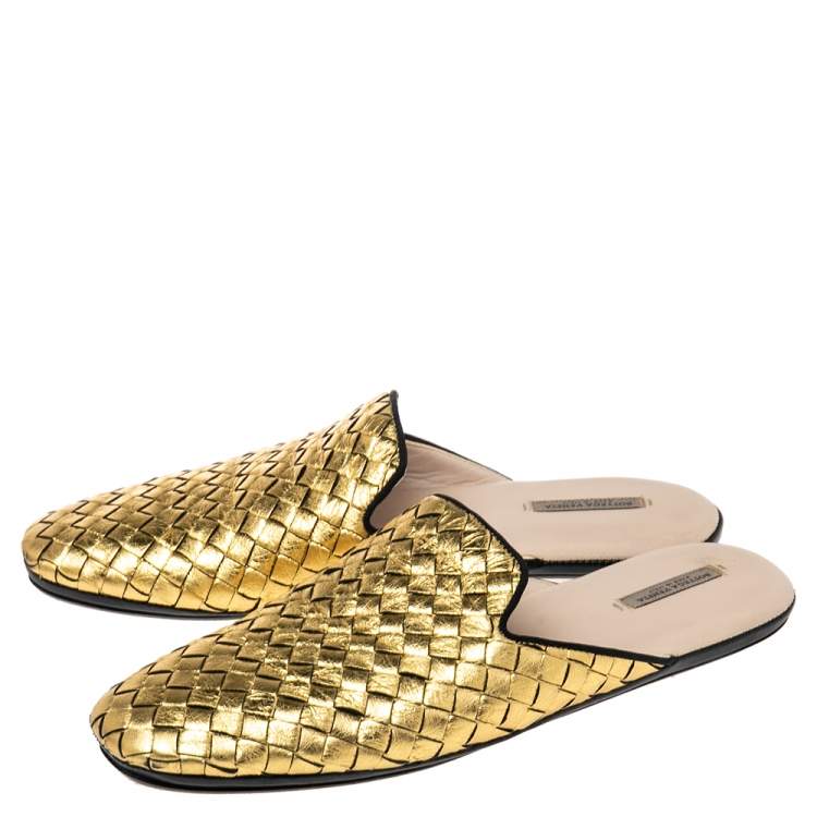Pre Owned Bottega Veneta Metallic Gold  Intrecciato Leather Fiandra Mules Size 37.5