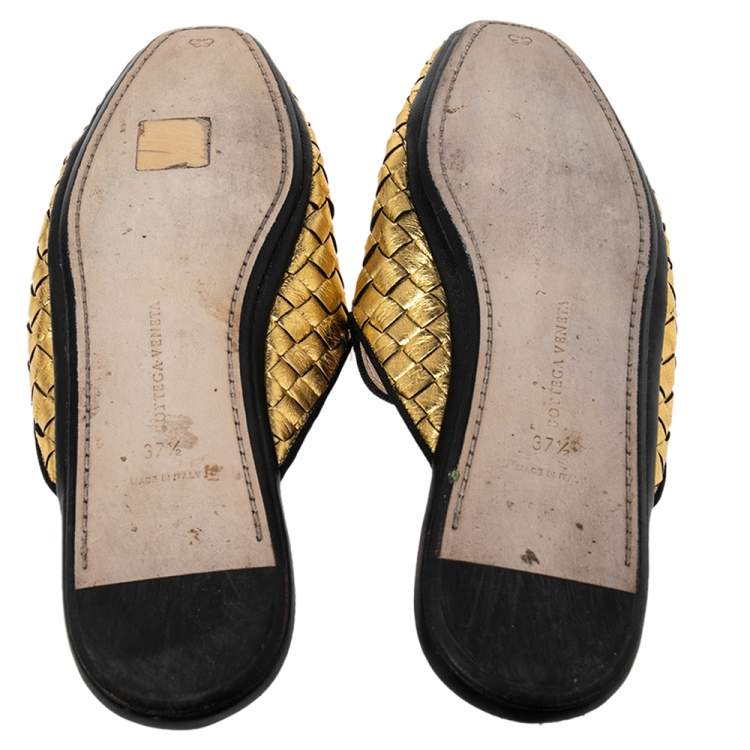 Pre Owned Bottega Veneta Metallic Gold  Intrecciato Leather Fiandra Mules Size 37.5