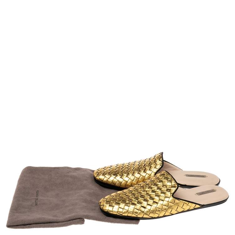 Pre Owned Bottega Veneta Metallic Gold  Intrecciato Leather Fiandra Mules Size 37.5