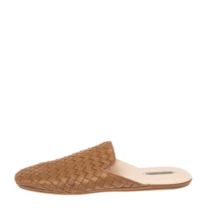 Pre Owned Bottega Veneta Brown Intrecciato Leather  Mules Size 36