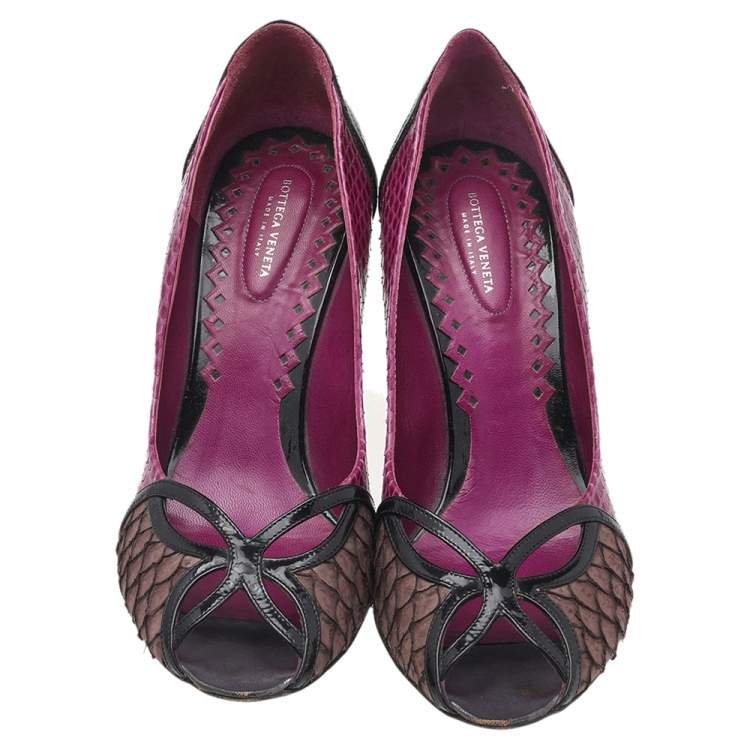 Pre Owned Bottega Veneta Multicolor Python And Patent Leather Peep Toe Pumps Size 38