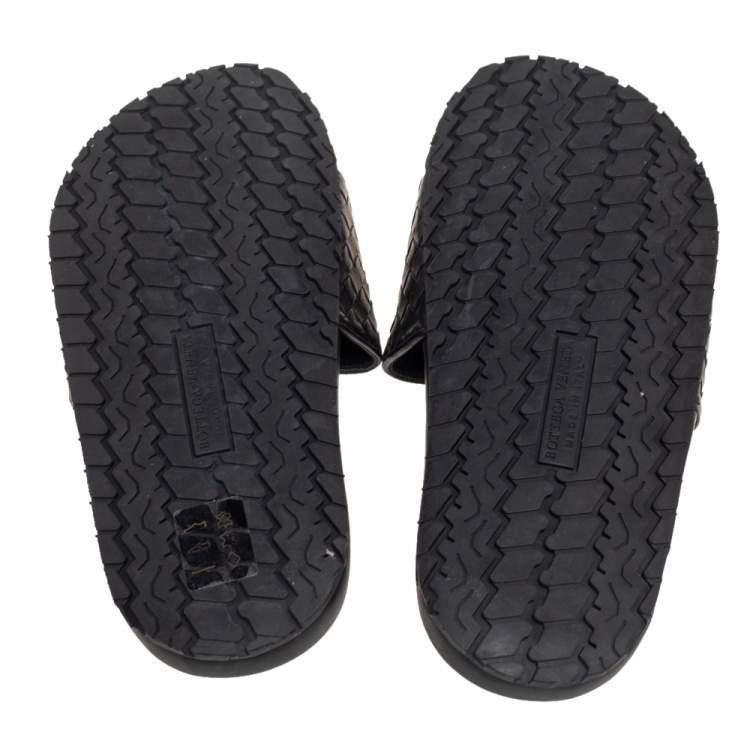 Pre Owned Bottega Veneta Black Intrecciato Leather Flat Slides Size 37