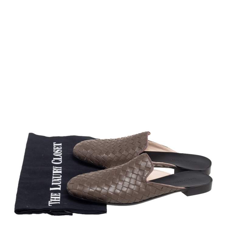 Pre Owned Bottega Veneta Brown Intrecciato Leather  Mules Size 36