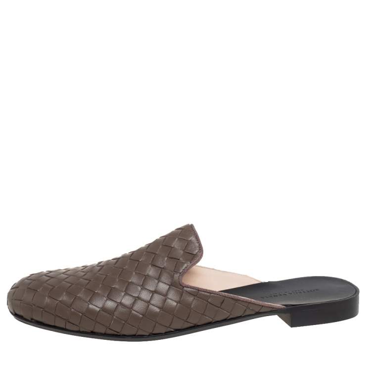 Pre Owned Bottega Veneta Brown Intrecciato Leather  Mules Size 36