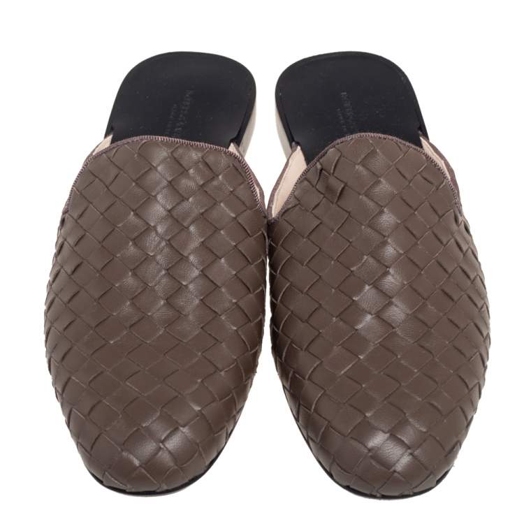 Pre Owned Bottega Veneta Brown Intrecciato Leather  Mules Size 36