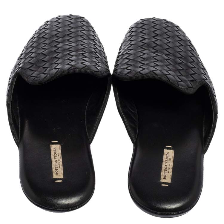 Pre Owned Bottega Veneta Black Intrecciato Leather Fiandra Flat Mules Size 38.5