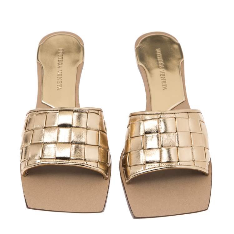 Pre Owned Bottega Veneta Metallic Gold Intrecciato Leather Square Toe Slide Sandals Size 37