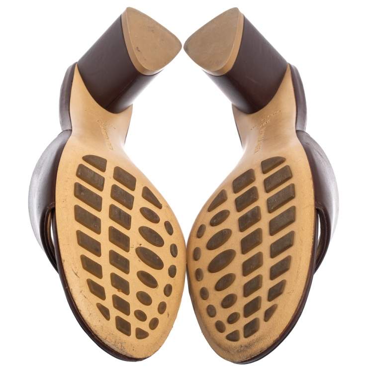 Pre Owned Bottega Veneta Brown Leather Block-Heel Mules Size 38.5