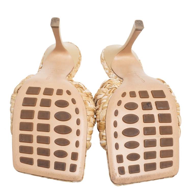 Pre Owned Bottega Veneta Cream Woven Raffia Lido Sandals Size 40.5