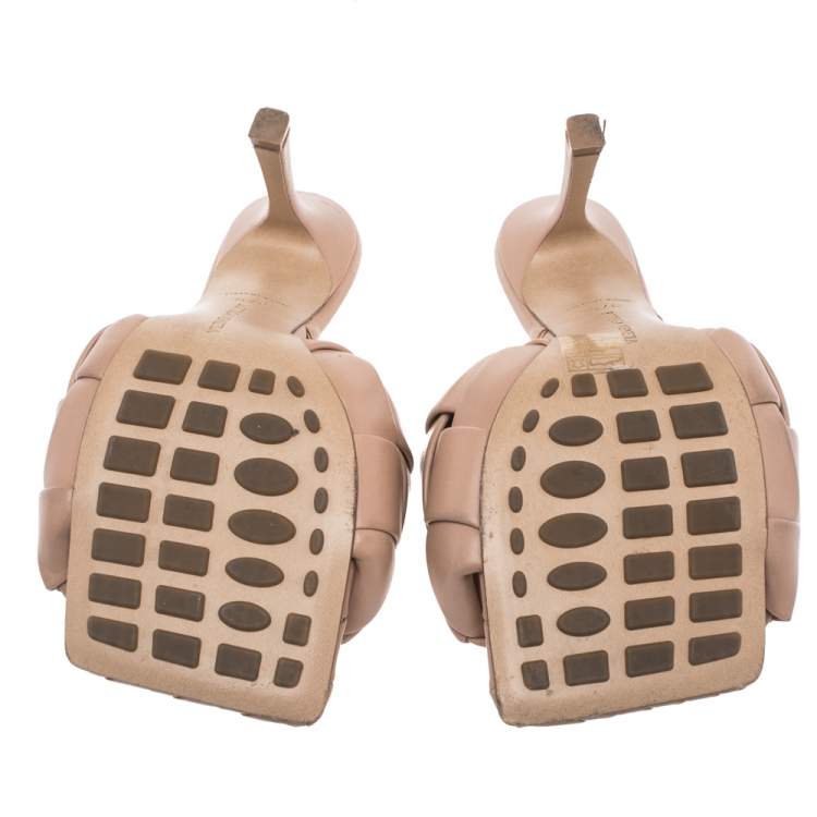 Pre Owned Bottega Veneta  Beige  Intrecciato Leather Square Toe Slide Sandals Size 37.5