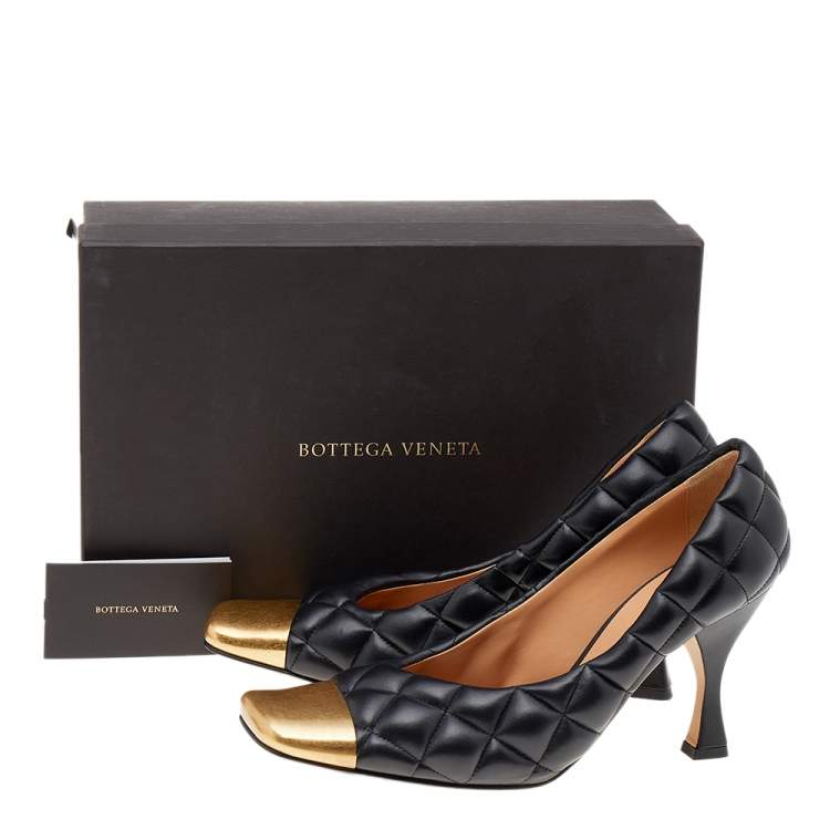 Pre Owned Bottega Veneta Black Quilted Leather Square Metal Cap Toe Pumps Size 37.5
