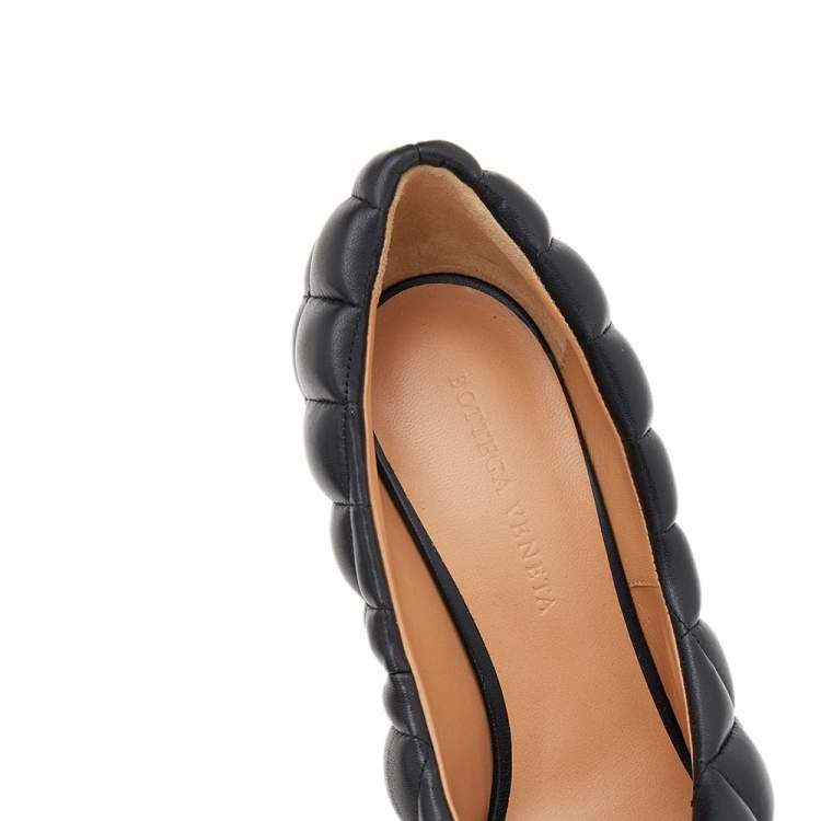 Pre Owned Bottega Veneta Black Quilted Leather Square Metal Cap Toe Pumps Size 37.5