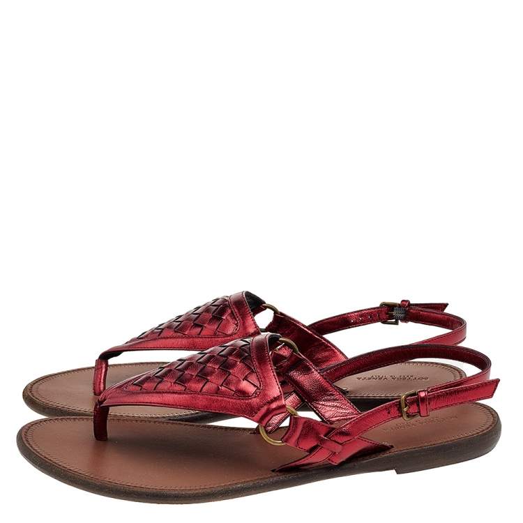 Pre Owned Bottega Veneta Metallic Red Intrecciato Leather Thong Slingback Flat Sandals Size 41