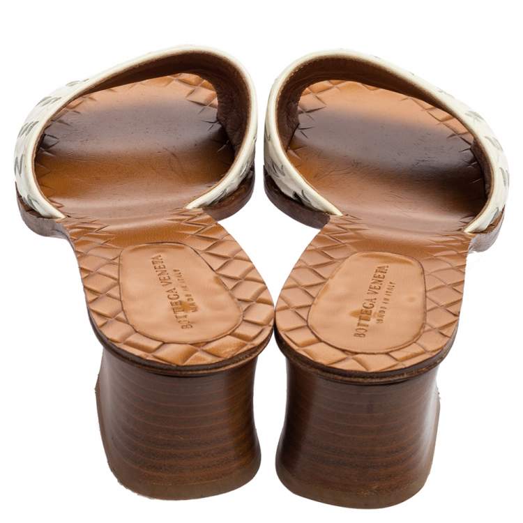 Pre Owned Bottega Veneta White Intrecciato Leather Ravello Slide Sandals Size 37