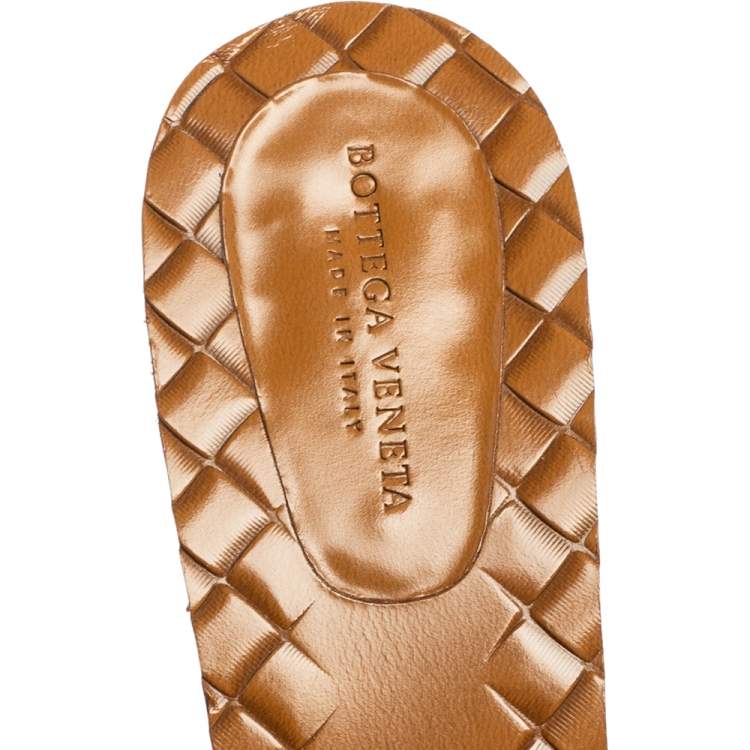 Pre Owned Bottega Veneta White Intrecciato Leather Ravello Slide Sandals Size 37