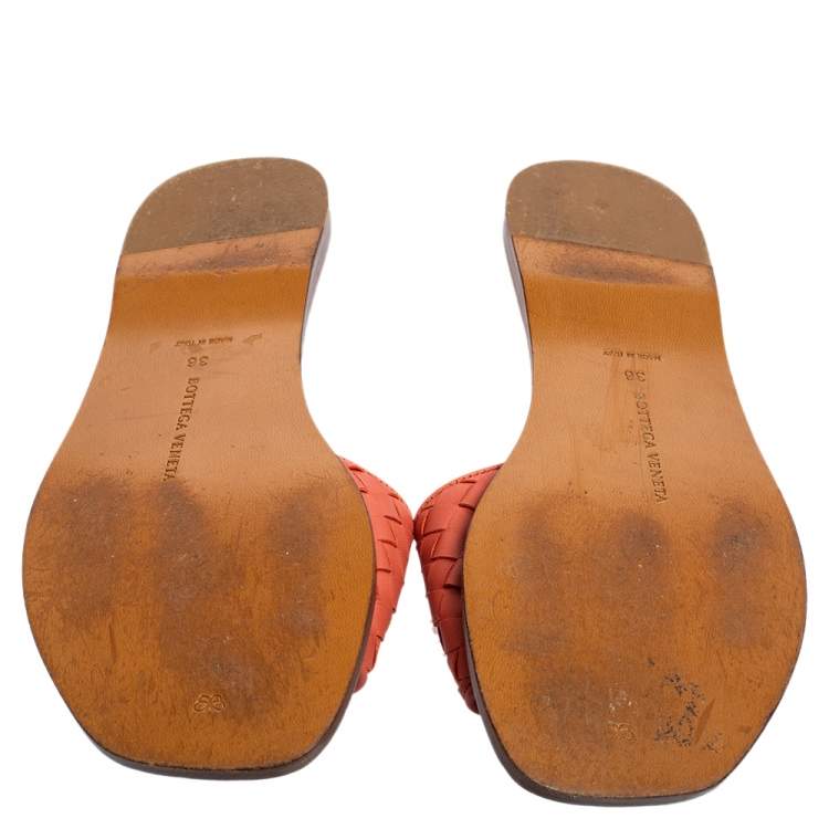 Pre Owned Bottega Venetta Pink Intrecciato Leather Flat Slides Size 36
