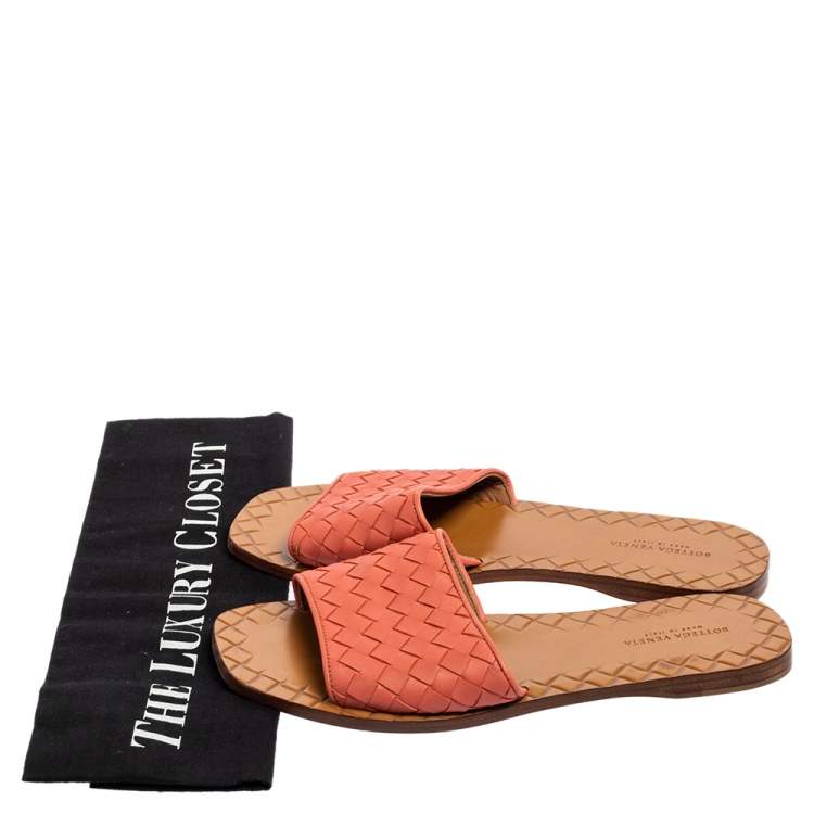 Pre Owned Bottega Venetta Pink Intrecciato Leather Flat Slides Size 36