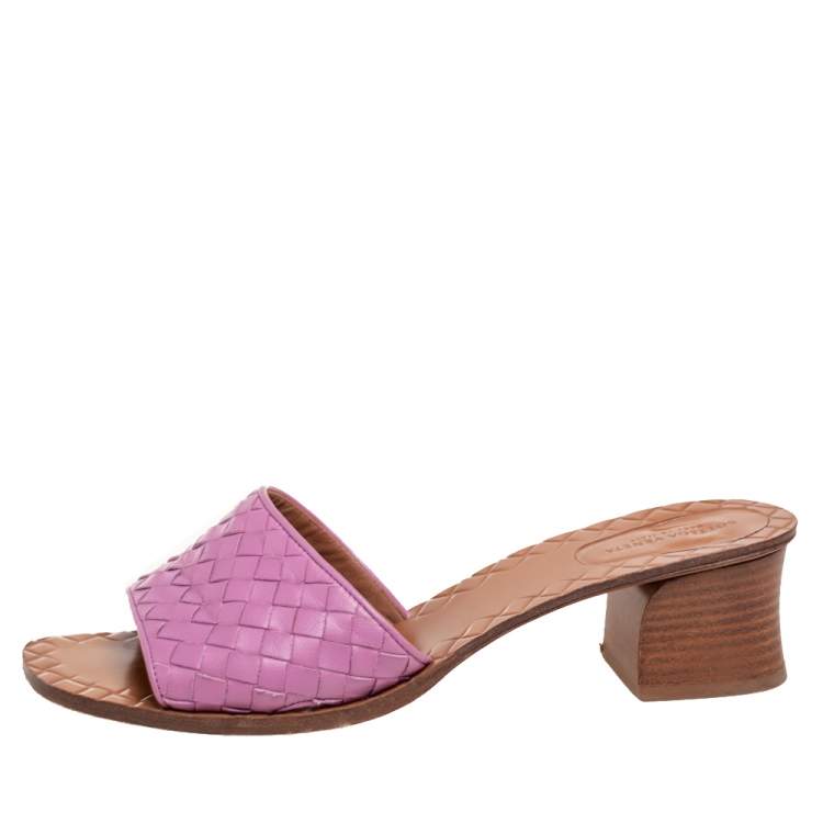 Pre Owned Bottega Veneta Pink Intrecciato Leather Slide Sandals Size 40