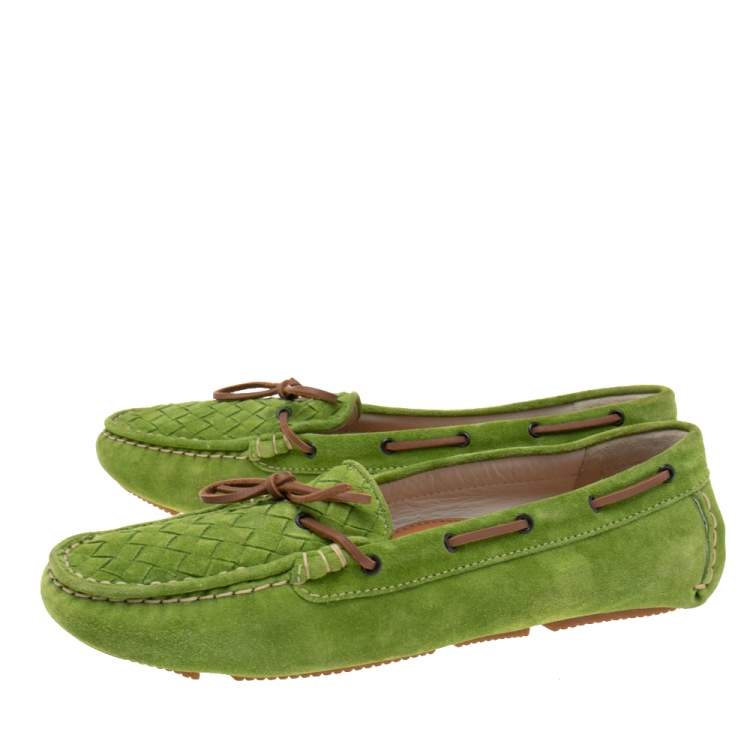 Pre Owned Bottega Veneta Green Intrecciato Suede Bow Slip on Loafers Size 41
