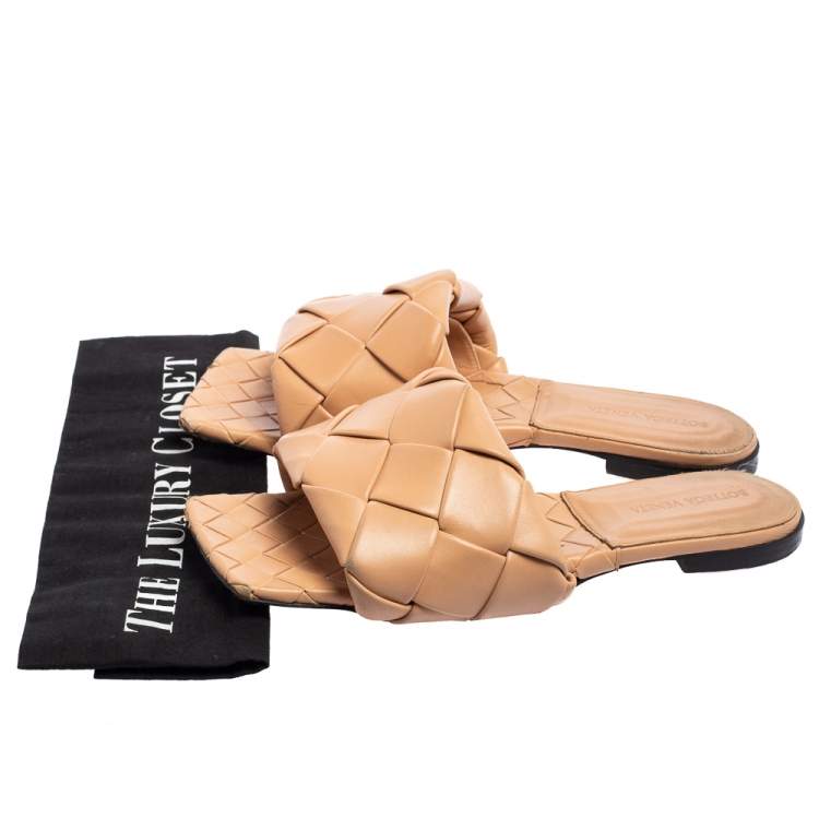 Pre Owned Bottega Beige Intrecciato Weave Leather Lido Flat Slides Size 39.5 
