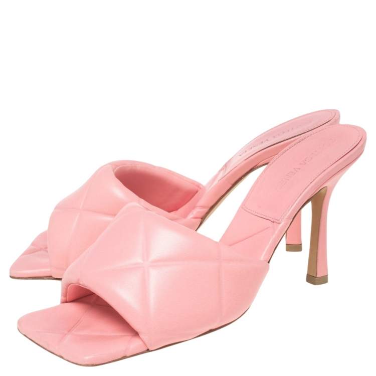 Pre Owned Bottega Veneta Pink Leather Lido Mule Sandals Size 39