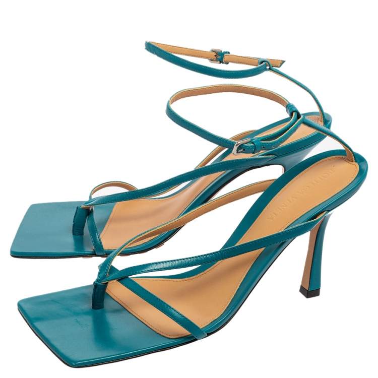Pre Owned Bottega Veneta Turquoise Blue Leather Square-Toe Thong Ankle-Strap Sandals Size 39