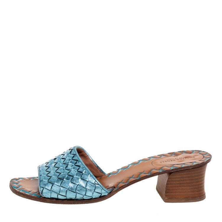 Pre Owned Bottega Veneta Metallic Blue Intrecciato Leather Slide  Sandals Size 38.5