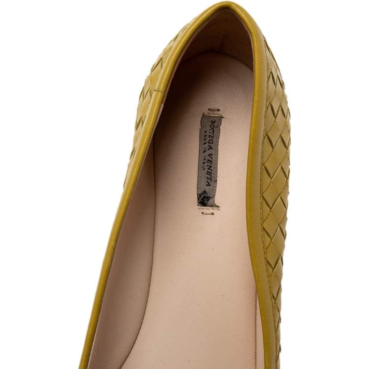 Pre Owned Bottega Veneta Yellow Intrecciato Leather Peggy Ballet Flats Size 39