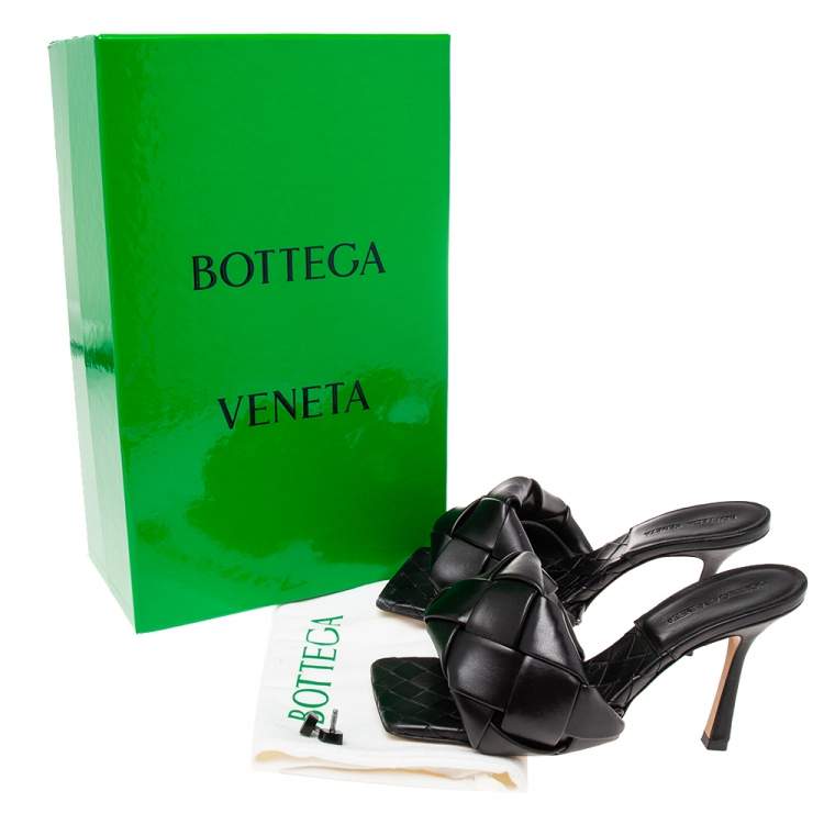 Pre Owned Bottega Veneta Black Intrecciato Leather Lido Sandals Size 37