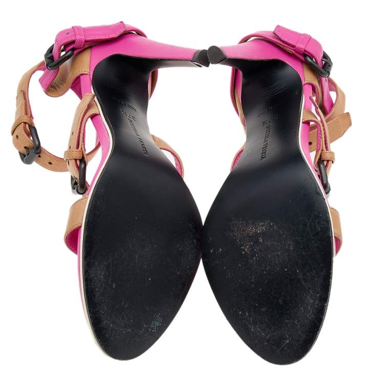 Pre Owned Bottega Veneta Beige/Pink Leather Open Toe Ankle Strap Sandals Size 37.5