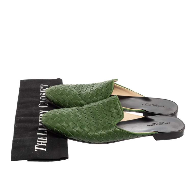 Pre Owned Bottega Veneta Green Intrecciato Leather Fiandra Flat Mules Size 38 