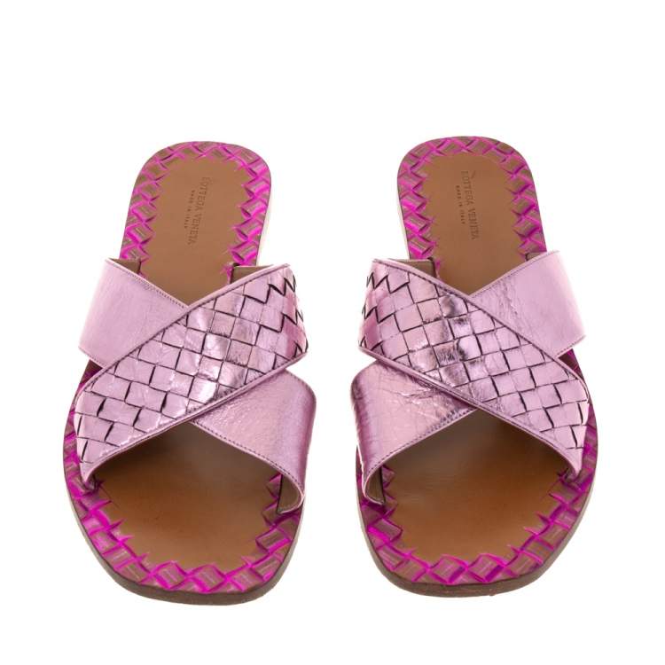 Pre Owned Bottega Veneta Pink Intrecciato Leather  Flat Sandals Size 39 