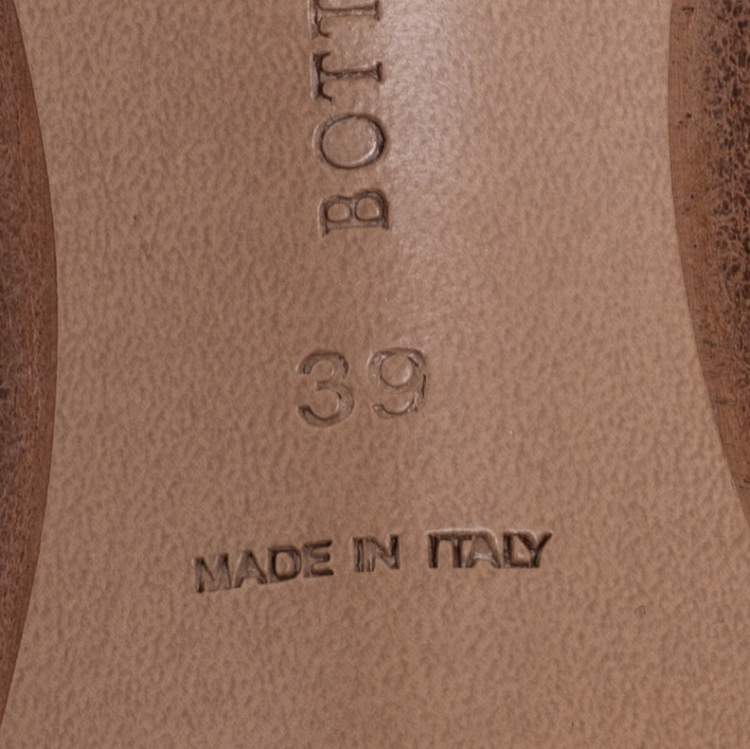 Pre Owned Bottega Veneta Gold Pleated Leather Slide Sandals Size 39
