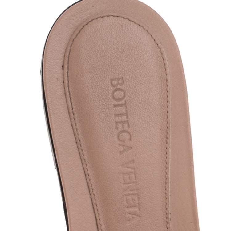 Pre Owned Bottega Veneta Beige Quilted Leather Lido Flat Sandals Size 37.5