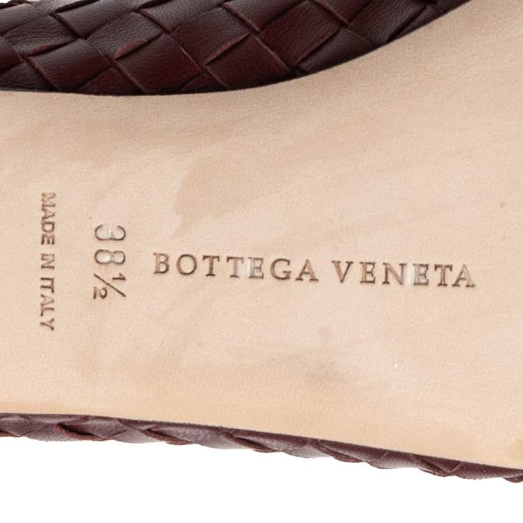 Pre Owned Bottega Veneta Burgundy Intrecciato Leather Pointed-Toe Ballet Flats Size 38.5
