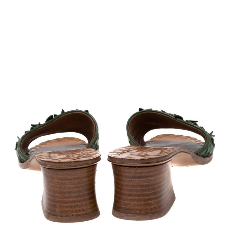 Pre Owned Bottega Veneta Green Intrecciato Leather Butterfly Applique Ravello Slide Sandals Size 39