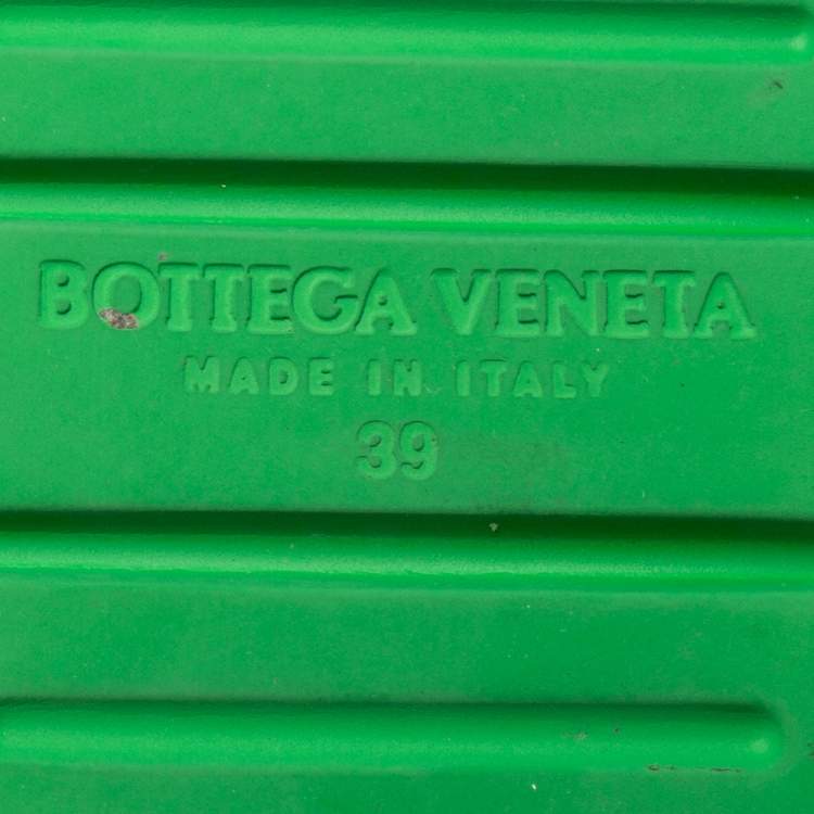 Pre Owned Bottega Veneta Green Rubber Lace Up Flat Sandals Size 39