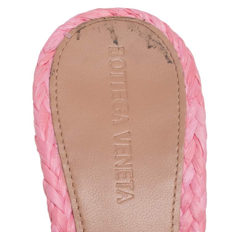 Pre Owned Bottega Veneta Pink Intrecciato Raffia Slide Sandals Size 39
