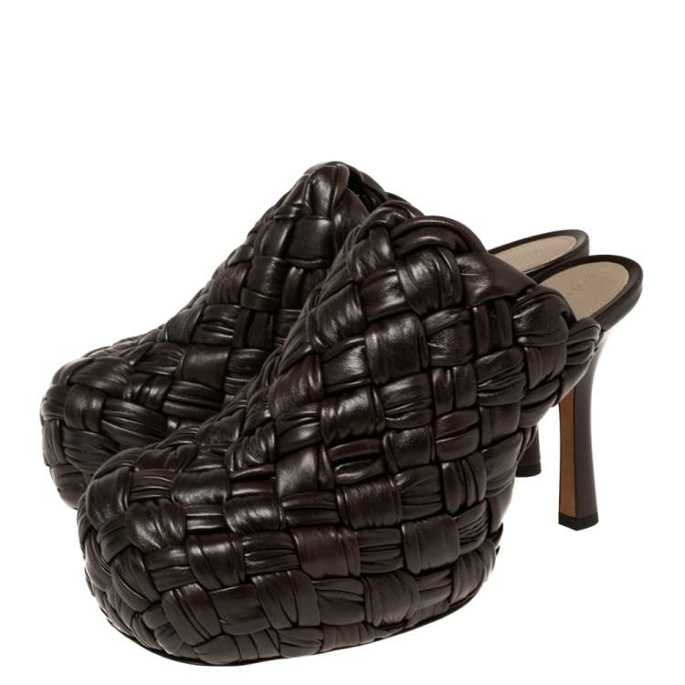 Pre Owned Bottega Veneta Dark Brown Intrecciato Leather The Bold Mules Size 38 
