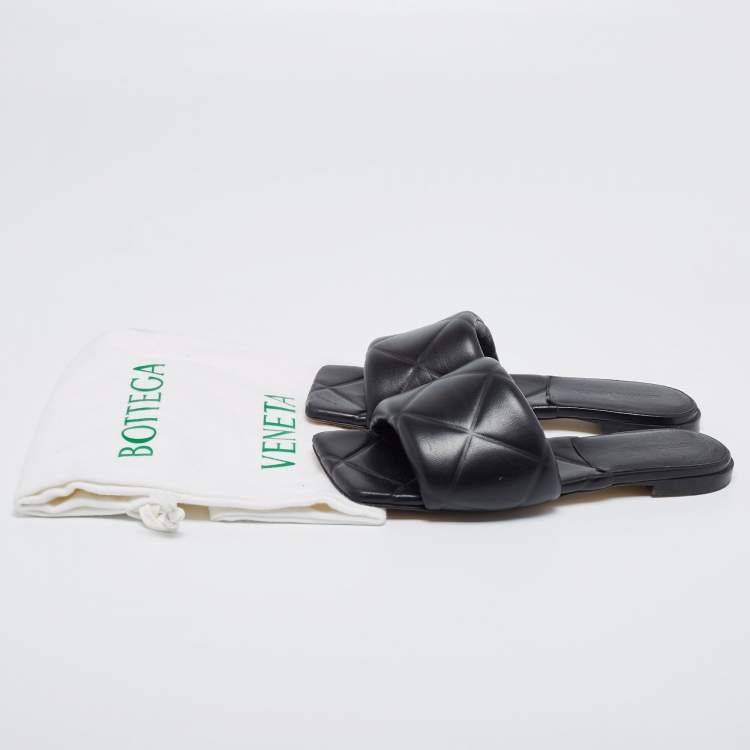 Pre Owned Bottega Veneta Black Quilted Leather Lido Flat Slides Size 37.5