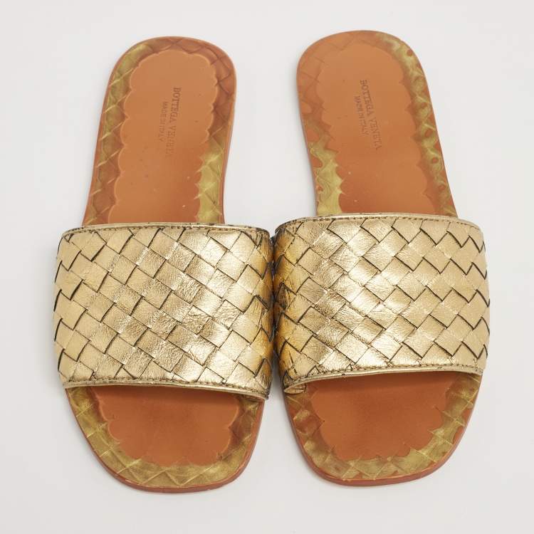 Pre Owned Bottega Veneta Gold Intrecciato Leather Flat Slides Size 37